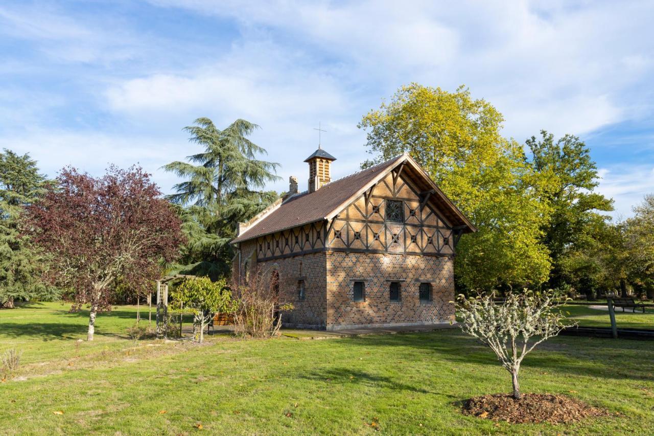 Domaine De Mont-Evray Hotel Nouan-le-Fuzelier Екстериор снимка